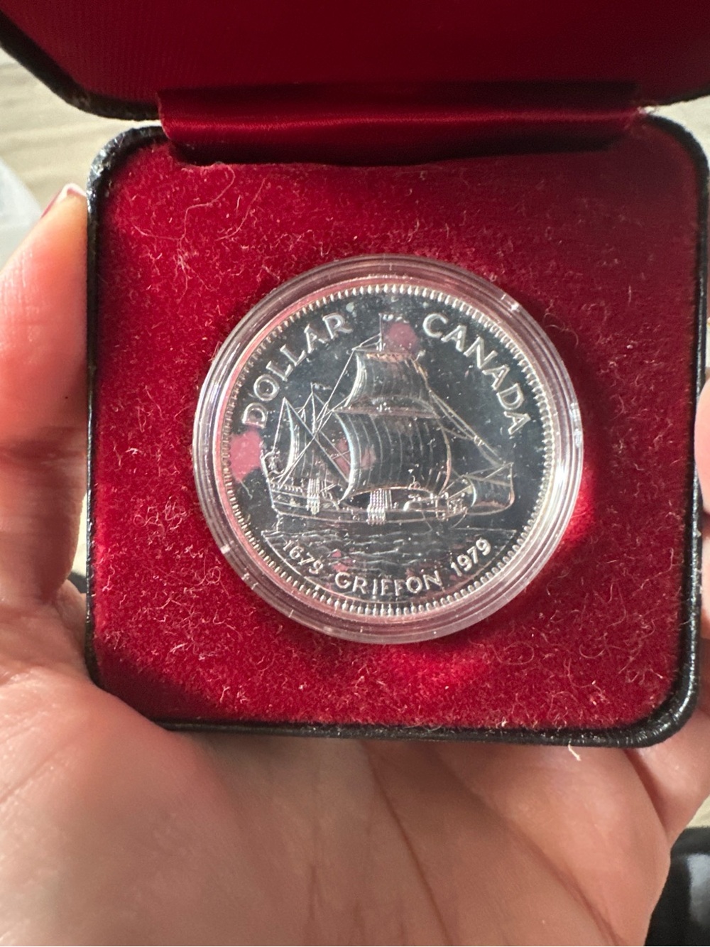 Canada Griffon Commemorative Coin in Silver Finish